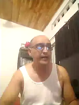 Snapshot of jorge406 chatting on April 7, 12:55 am jorge406 online show from April 7, 12:55 am