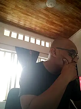 Snapshot of jorge406 chatting on July 9, 3:38 pm jorge406 online show from July 9, 3:38 pm