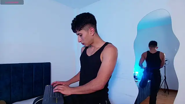 Snapshot of Andy_Justgame chatting on November 29, 2:47 am Andy Justgame online show from November 29, 2:47 am