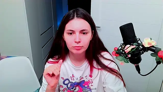 peachyness online show from February 4, 6:58 pm