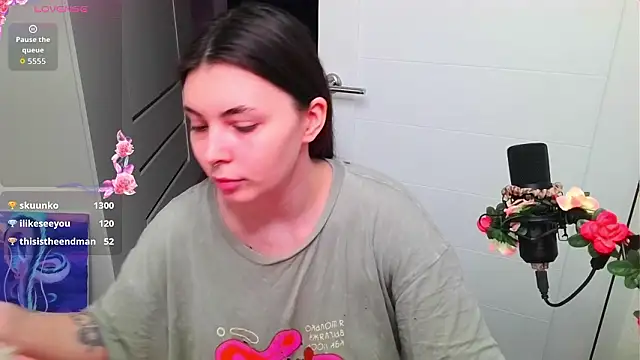 peachyness online show from February 22, 10:19 pm