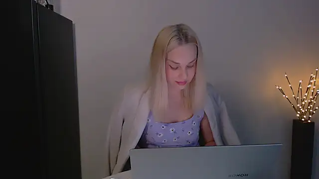 Lia noo regrets online show from May 8, 5:07 pm