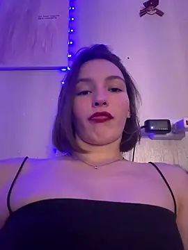 Snapshot of ZariaFlame chatting on November 2, 8:44 pm ZariaFlame online show from November 2, 8:44 pm