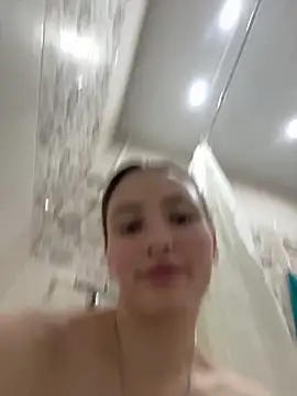 Snapshot of ZariaFlame chatting on November 4, 9:25 pm ZariaFlame online show from November 4, 9:25 pm