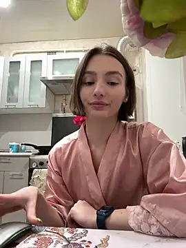 Snapshot of ZariaFlame chatting on November 28, 8:33 pm ZariaFlame online show from November 28, 8:33 pm