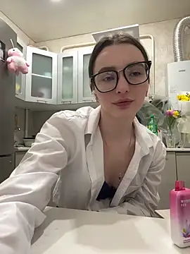 ZariaFlame online show from March 17, 10:35 pm