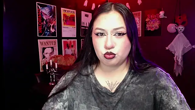 Snapshot of Ravendark_ chatting on October 7, 7:22 pm Ravendark online show from October 7, 7:22 pm