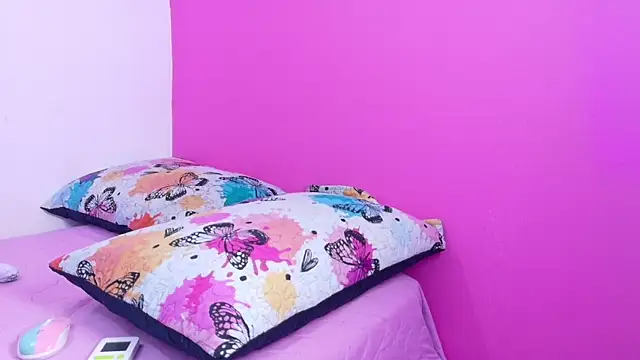 MySugarmoomy online show from February 25, 7:45 pm