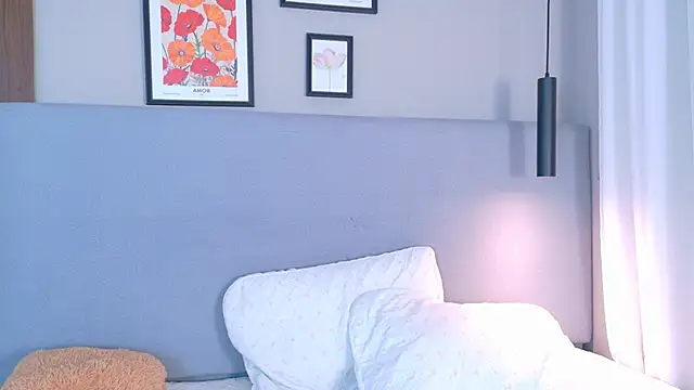 LanaRozz online show from June 11, 12:32 am