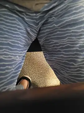 catluvr999 online show from January 31, 7:11 pm