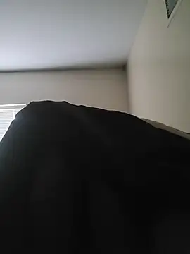 catluvr999 online show from February 2, 10:19 pm