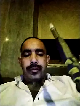 Snapshot of salimbasha chatting on January 6, 11:40 pm salimbasha online show from January 6, 11:40 pm