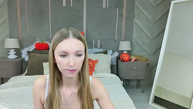 KellyBradford online show from October 22, 5:52 am