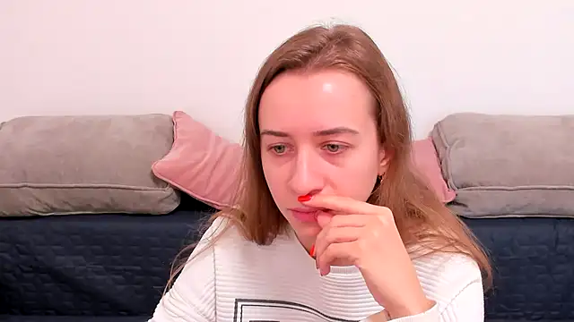 Snapshot of alisaakiss chatting on November 1, 7:21 am alisaakiss online show from November 1, 7:21 am