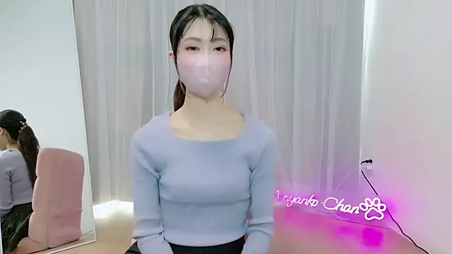 Snapshot of -Nyanko-chan- chatting on December 15, 12:15 am -Nyanko-chan- online show from December 15, 12:15 am