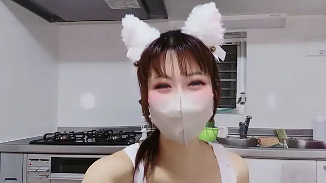 Snapshot of -Nyanko-chan- chatting on July 5, 11:17 am -Nyanko-chan- online show from July 5, 11:17 am