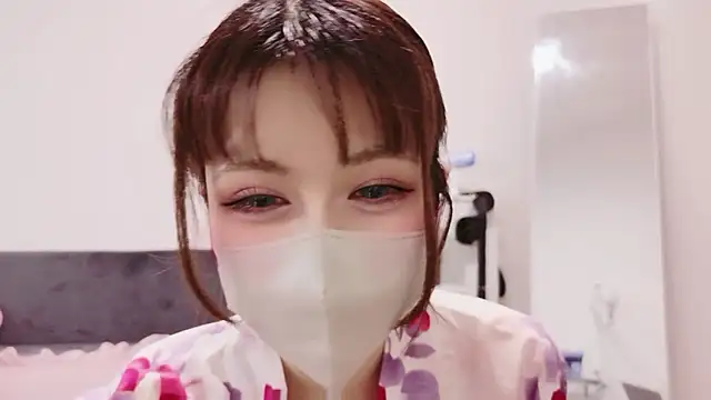 Snapshot of -Nyanko-chan- chatting on July 7, 11:14 am -Nyanko-chan- online show from July 7, 11:14 am