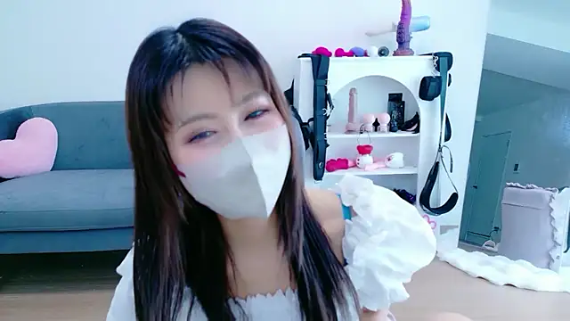 Snapshot of -Nyanko-chan- chatting on July 16, 1:11 am -Nyanko-chan- online show from July 16, 1:11 am