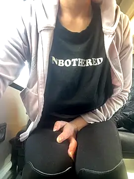 eli5566 online show from November 29, 9:56 am