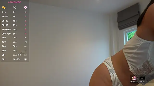 Snapshot of pussysvittyy chatting on November 27, 11:40 pm pussysvittyy online show from November 27, 11:40 pm