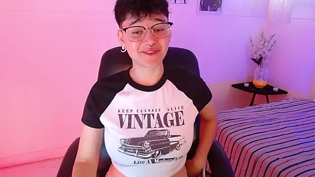 jeroharper online show from September 26, 3:16 pm