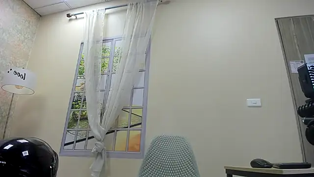 Ian1  online show from December 18, 8:59 pm