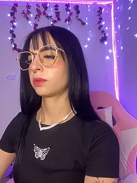 Lia  1 online show from December 1, 11:10 pm