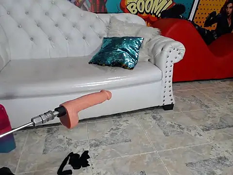 almesexyy online show from September 11, 4:07 pm