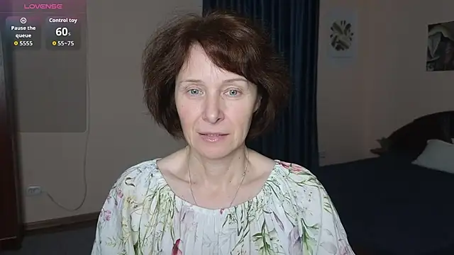 Lia Tito online show from November 13, 6:23 am