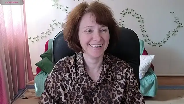 Snapshot of Lia_Tito chatting on May 9, 8:08 am Lia Tito online show from May 9, 8:08 am
