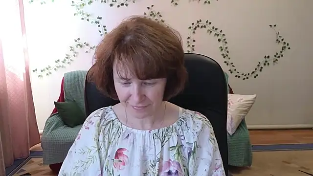 Snapshot of Lia_Tito chatting on June 11, 7:28 am Lia Tito online show from June 11, 7:28 am