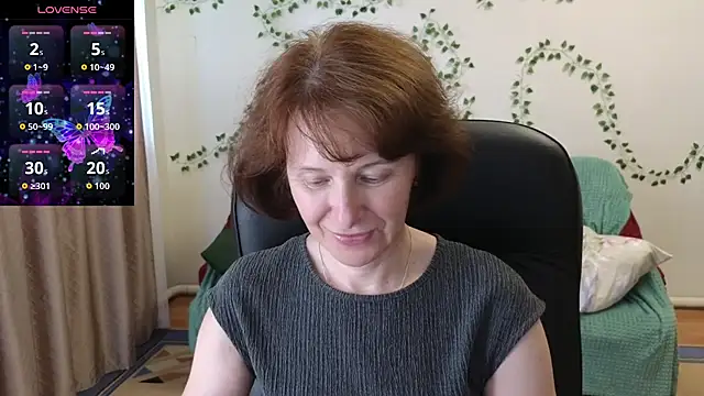 Snapshot of Lia_Tito chatting on July 14, 1:39 pm Lia Tito online show from July 14, 1:39 pm