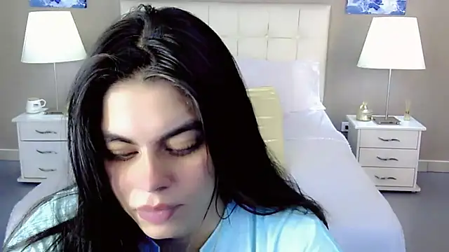 Snapshot of maddissonivanova chatting on September 20, 7:15 pm maddissonivanova online show from September 20, 7:15 pm