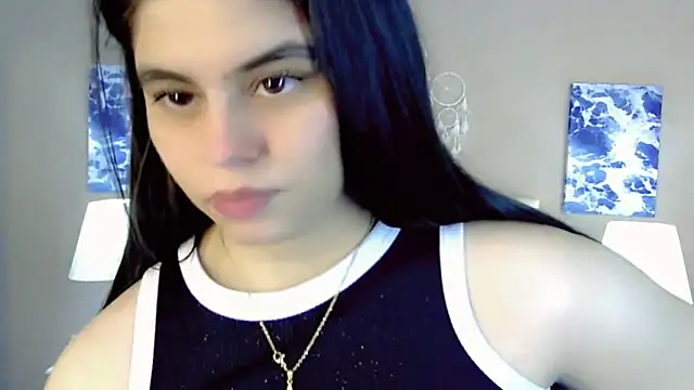 Snapshot of maddissonivanova chatting on September 24, 7:06 pm maddissonivanova online show from September 24, 7:06 pm