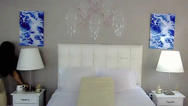 Snapshot of maddissonivanova chatting on September 30, 6:46 pm maddissonivanova online show from September 30, 6:46 pm