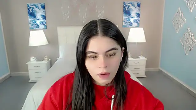 Snapshot of maddissonivanova chatting on October 15, 7:14 pm maddissonivanova online show from October 15, 7:14 pm