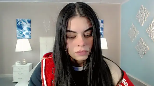 Snapshot of maddissonivanova chatting on October 29, 7:15 pm maddissonivanova online show from October 29, 7:15 pm