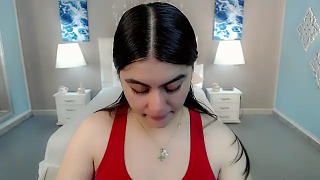 Snapshot of maddissonivanova chatting on November 20, 7:02 pm maddissonivanova online show from November 20, 7:02 pm