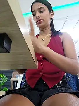 Snapshot of Lorena_Mcfly chatting on September 19, 1:45 pm Lorena Mcfly online show from September 19, 1:45 pm