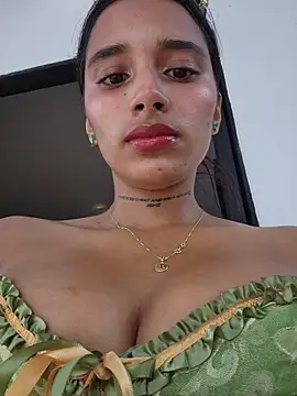 Snapshot of Lorena_Mcfly chatting on October 31, 1:23 pm Lorena Mcfly online show from October 31, 1:23 pm