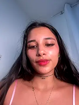 Snapshot of Lorena_Mcfly chatting on December 15, 12:37 am Lorena Mcfly online show from December 15, 12:37 am