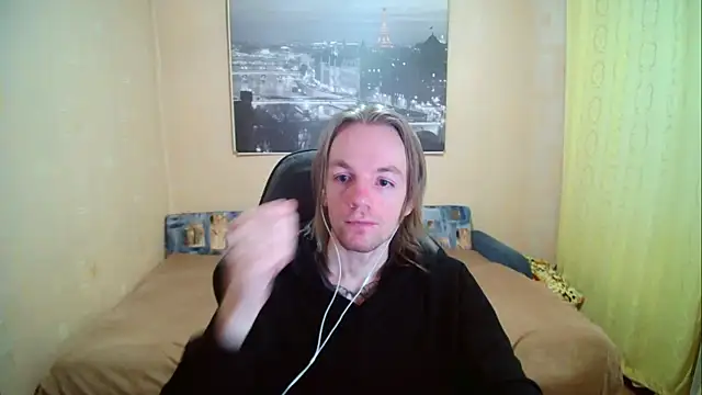 Snapshot of AdamDickens chatting on September 19, 5:24 pm AdamDickens online show from September 19, 5:24 pm