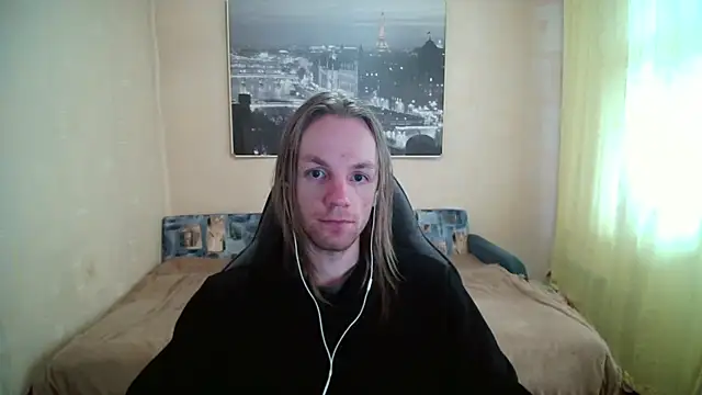 AdamDickens online show from April 1, 1:41 pm