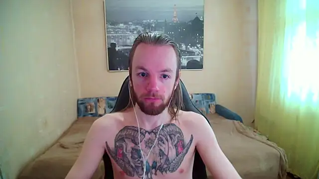Snapshot of AdamDickens chatting on June 1, 2:57 am AdamDickens online show from June 1, 2:57 am