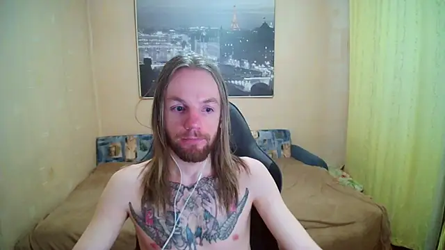 Snapshot of AdamDickens chatting on June 2, 9:50 pm AdamDickens online show from June 2, 9:50 pm