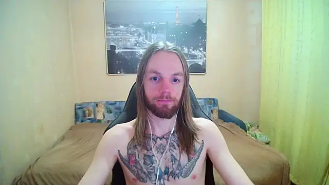 Snapshot of AdamDickens chatting on June 17, 7:59 pm AdamDickens online show from June 17, 7:59 pm