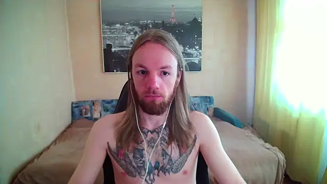 Snapshot of AdamDickens chatting on June 26, 1:48 pm AdamDickens online show from June 26, 1:48 pm