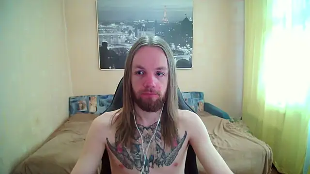 Snapshot of AdamDickens chatting on June 28, 2:12 pm AdamDickens online show from June 28, 2:12 pm