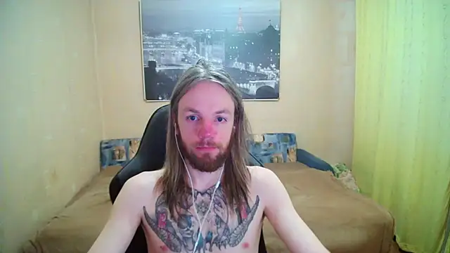 Snapshot of AdamDickens chatting on July 1, 7:13 pm AdamDickens online show from July 1, 7:13 pm