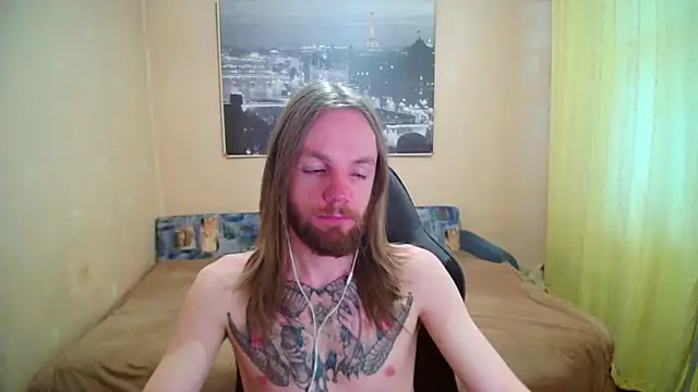 Snapshot of AdamDickens chatting on July 3, 12:50 am AdamDickens online show from July 3, 12:50 am
